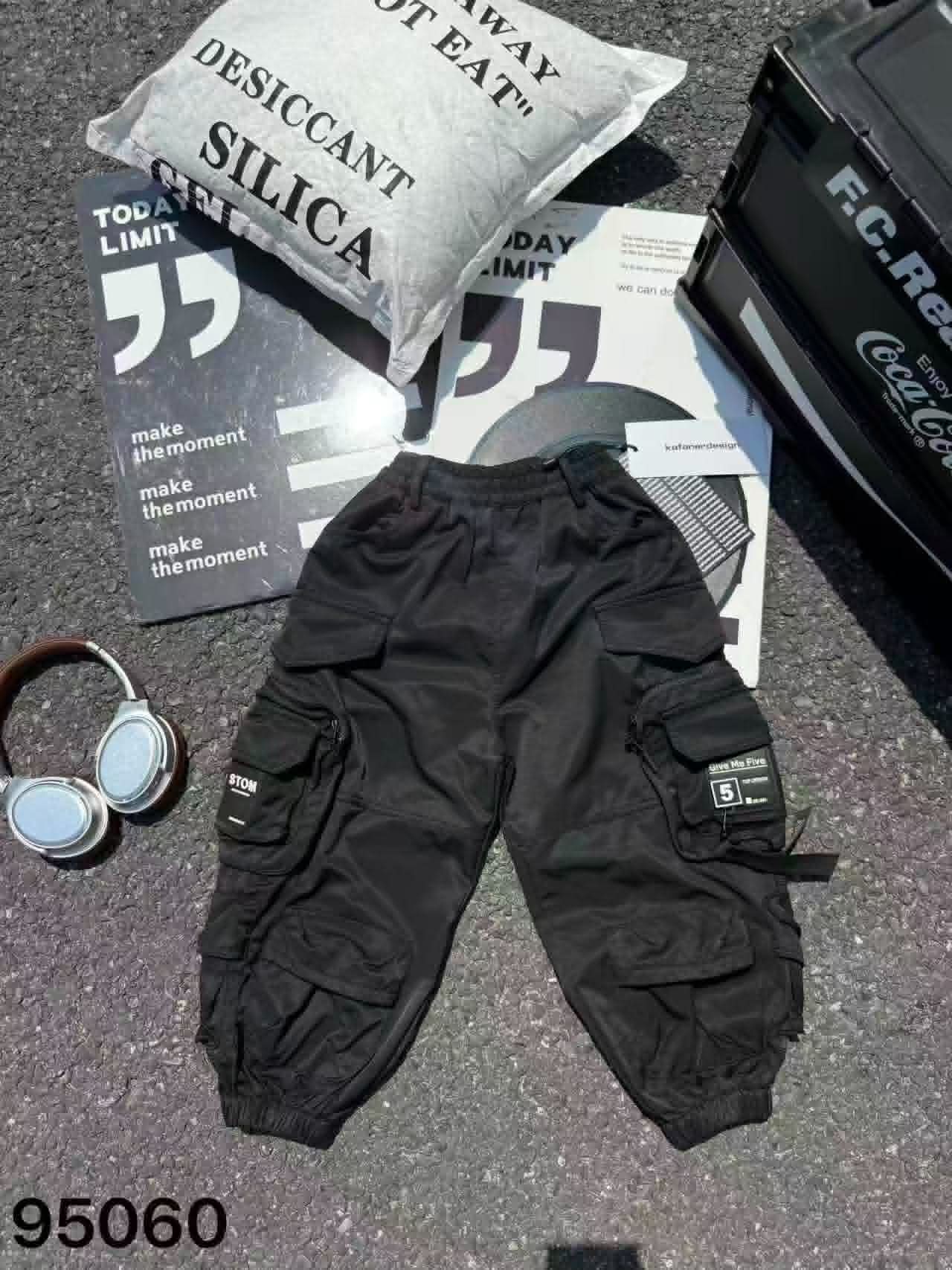 * Oversize загварын Карго халаастай өмд